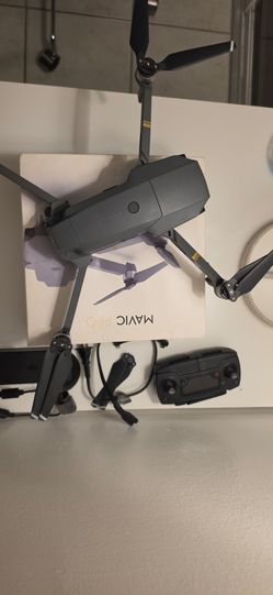 DJI Mavic Pro Drone with Remote and Box