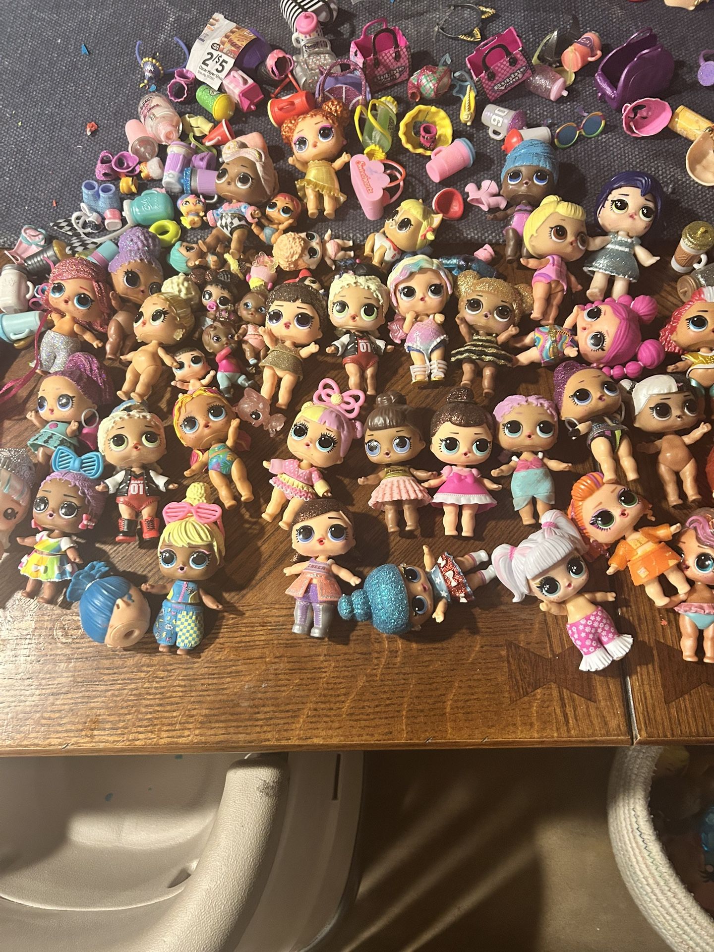 lol Dolls Over 79 Pieces About 45 Dolls And Accessories