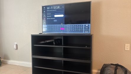 55 inch Tv With stand
