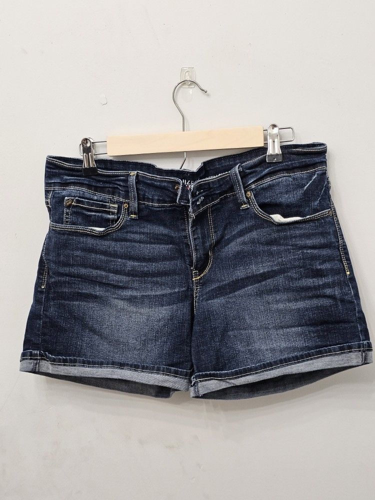 Women's Levi Jean Shorts Size 10