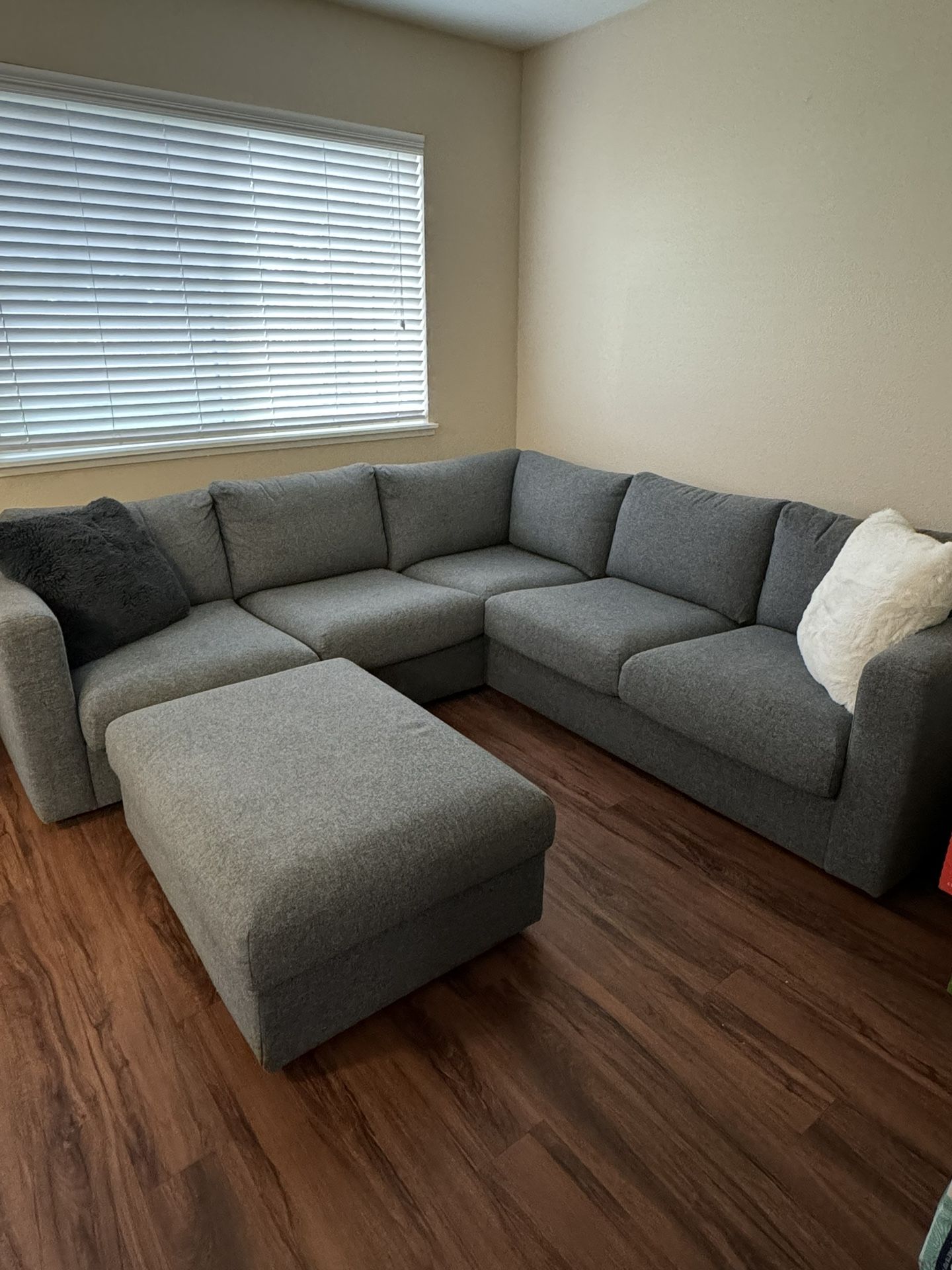 Ikea Finnala 4-seat sectional With Storage Ottoman
