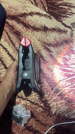 2 lámparas recargables Haski