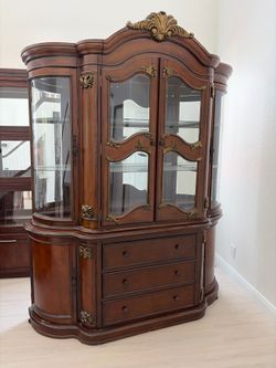 Wine cabinet , Walnut color