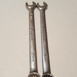 snap on tools $25 each 25 cada una or $50 por Las 2