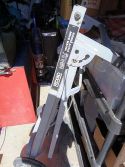 Ridig rolling utility tool table
