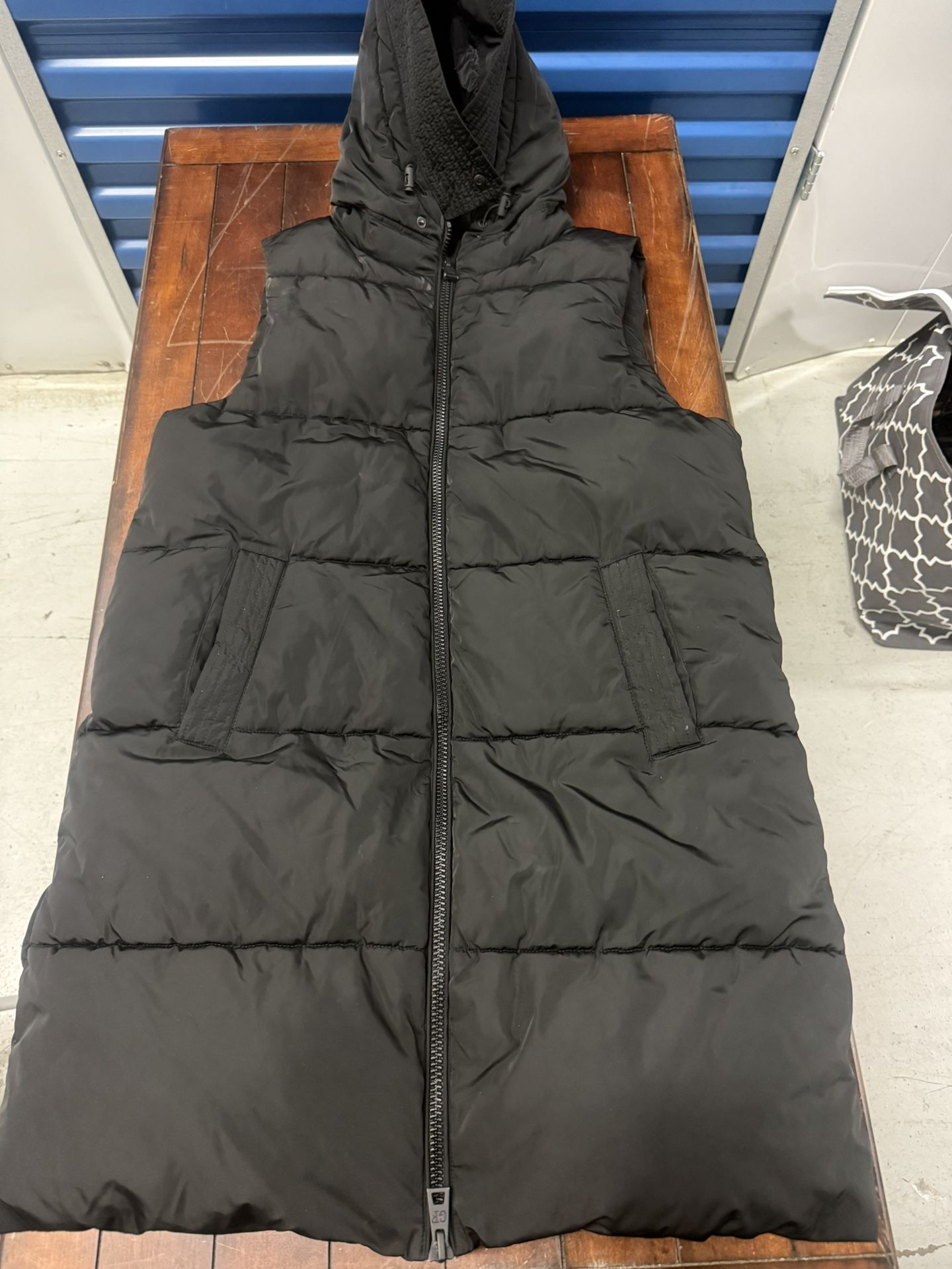 gianfranco ferre Woman’s Puffer Vest Jacket Size M