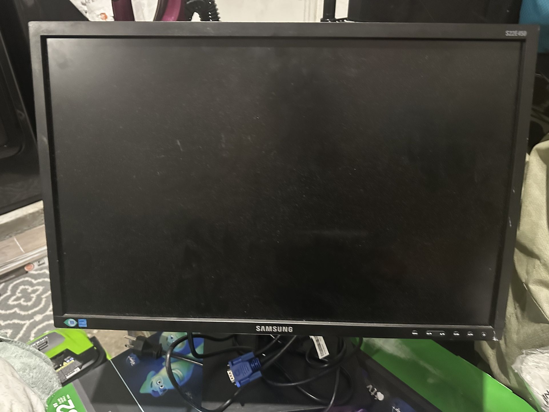 Samsung Computer Monitor
