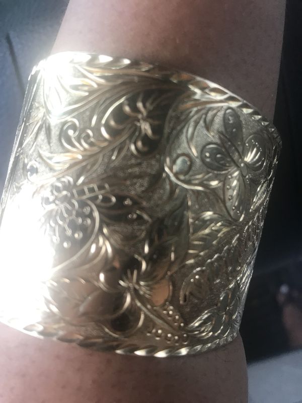 14k 50mm Size 8 Hawaiian Gold Bracelet For In Ewa Beach Hi Offerup 14k 50mm Size 8 Hawaiian Gold Bracelet For In Ewa Beach Hi Offerup