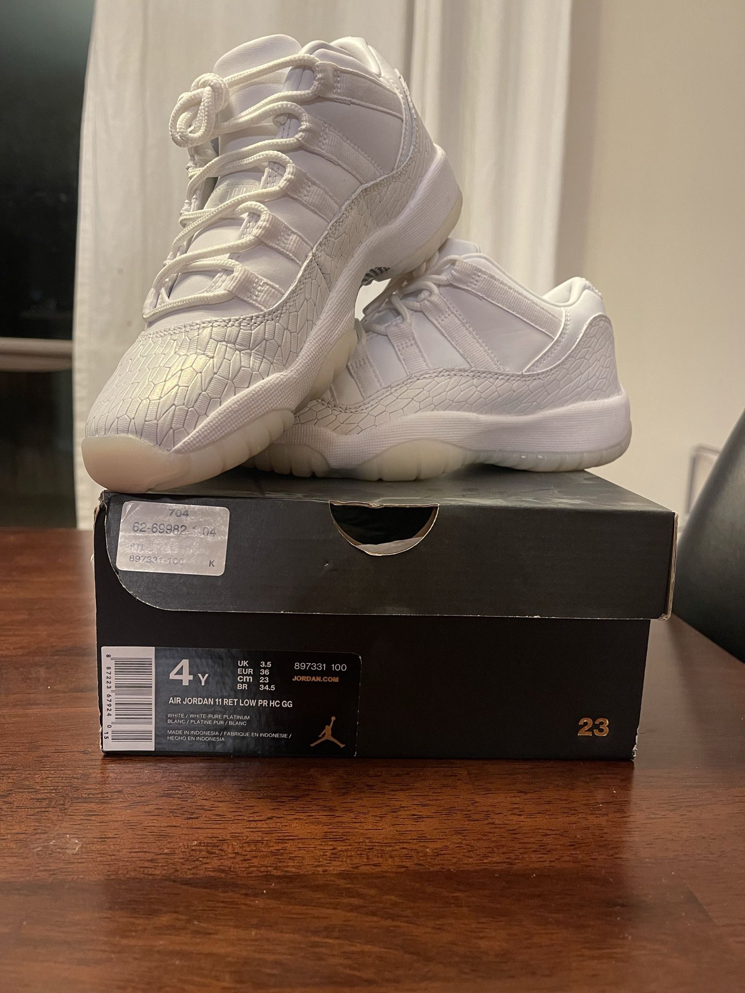 2017 Air Jordan 11 Retro Low
