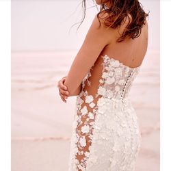 Luv Bridal Wedding Dress 