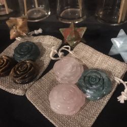 Hearts Roses Quartz 🌹  $15