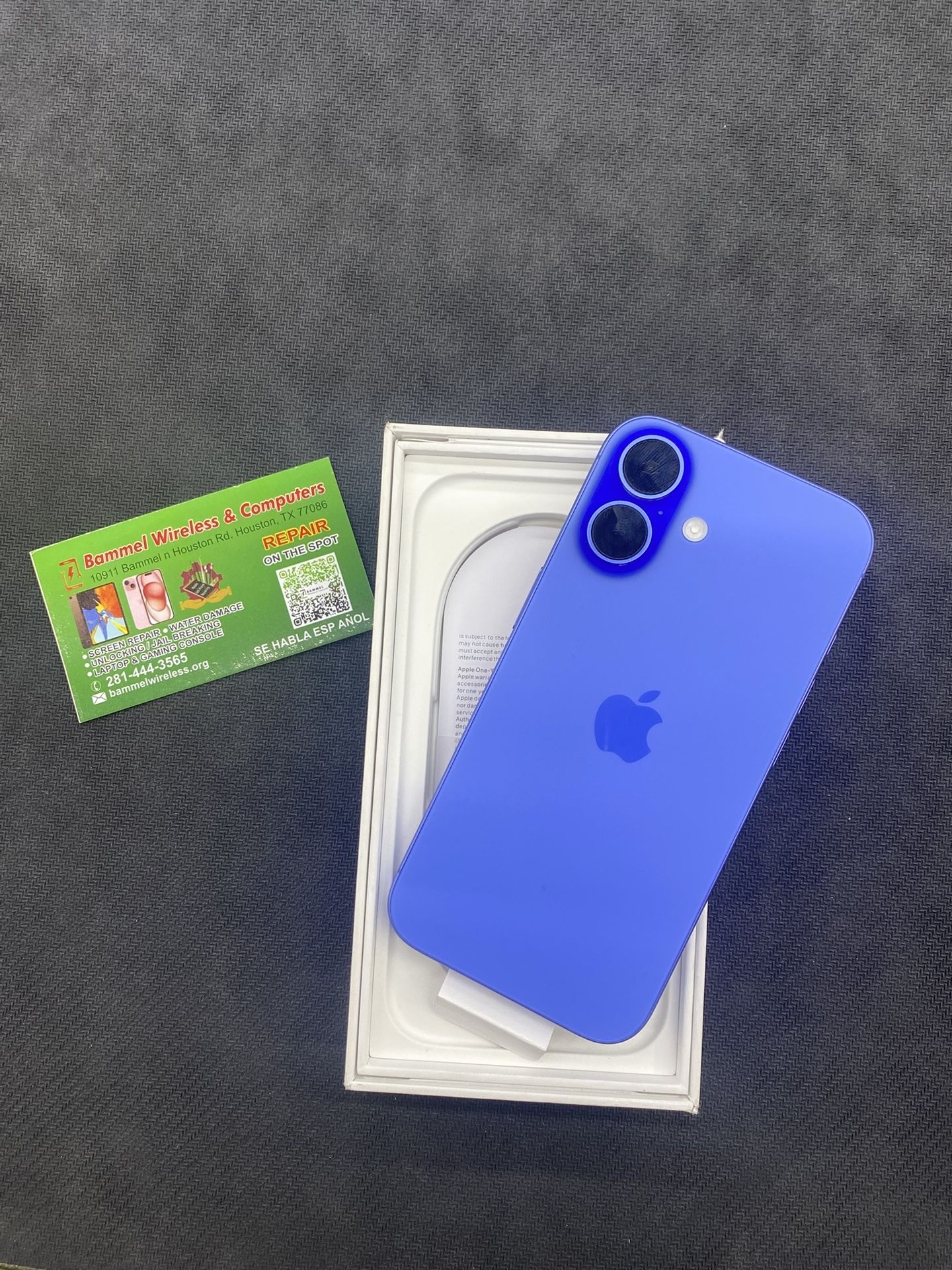 iPhone 16 (unlocked)