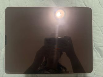 Apple IPad Pro 12.9 inch (6th generation)