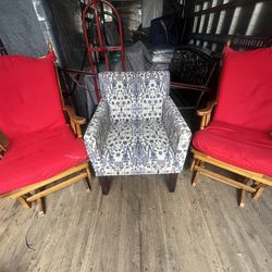 Wooden Rocking Chairs And Accent Chair