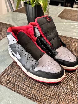 Air Jordan 1 Mid Bred Shadow