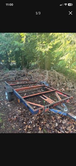 LOW PRICE MOVING- RARE FOLDING TRAILER