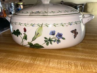 Serving bowl 🦋