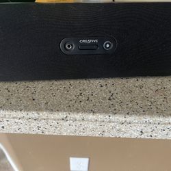 Wireless Bluetooth Speaker Also Plugs In