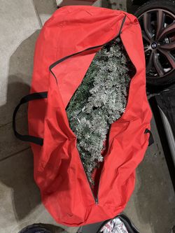 9 Ft Pre-lit Christmas Tree