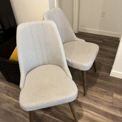 2 Dining Chairs