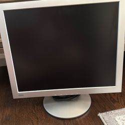 Computer Monitor Brand Mag Innovision 