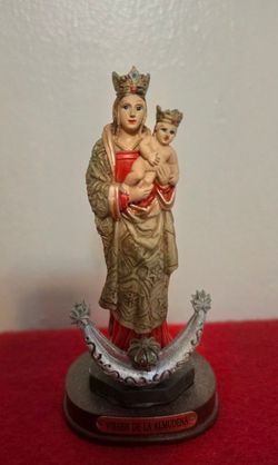 Virgin of Almudena Figurine – Patroness of Madrid, Spain – Resin Religious Statue hand painted ,5.5" H