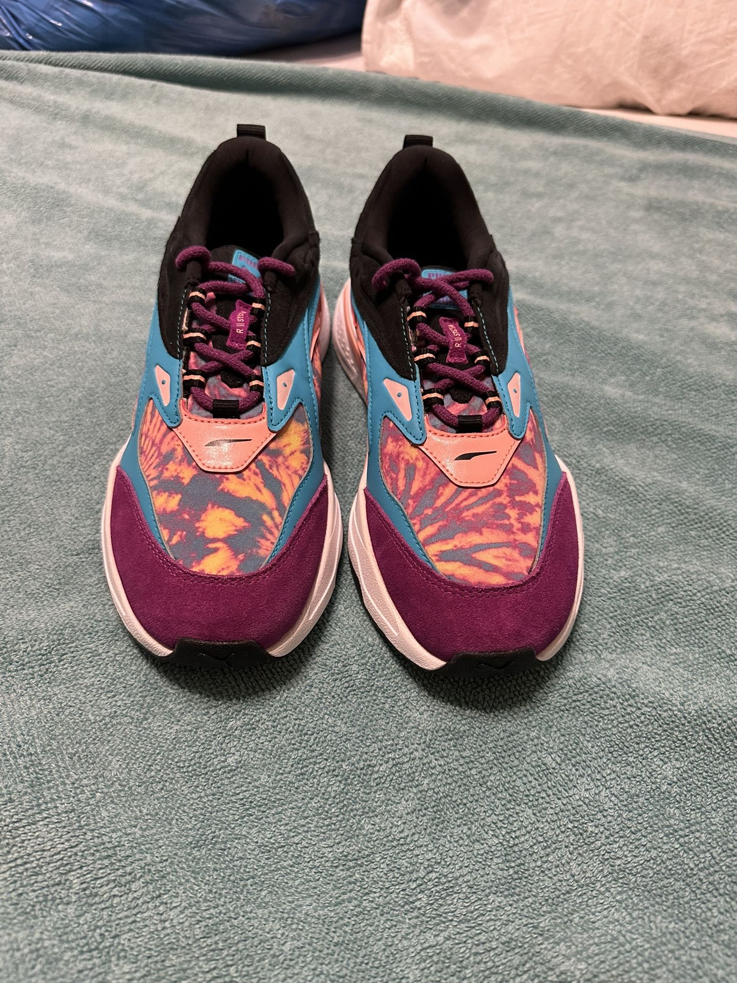 WOMENS PUMA’S ALL SIZE 9.5 ASKING $35 FOR EACH PAIR