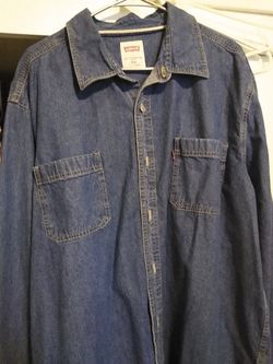 Levi's button up