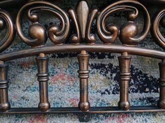 REALLY NICE FRAME PIECE! 