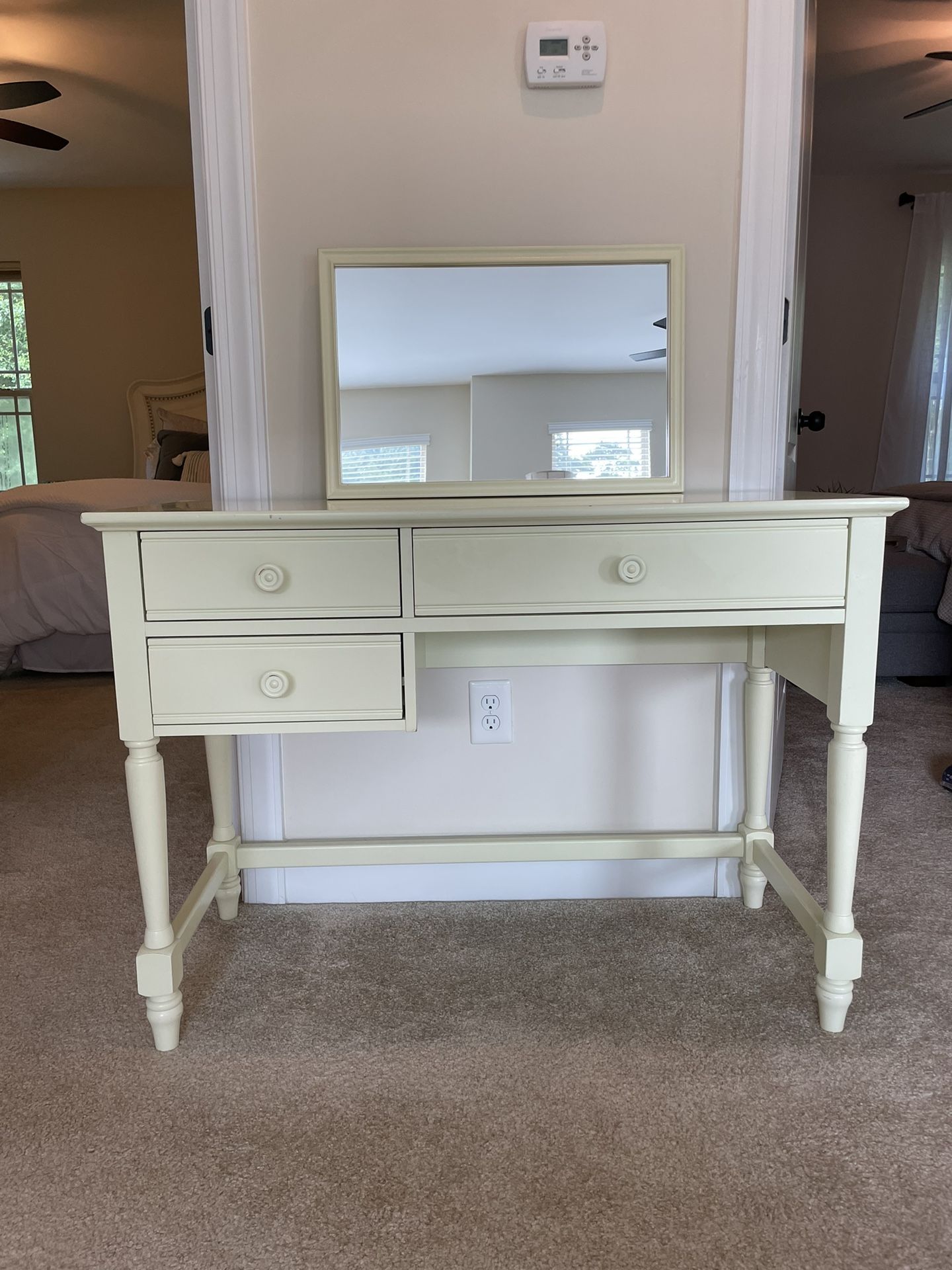 Vanity Desk