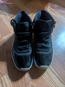 Jordan 11 jubilee 25th anniversary size 9