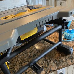 Dewalt Table Saw 8. 1/4