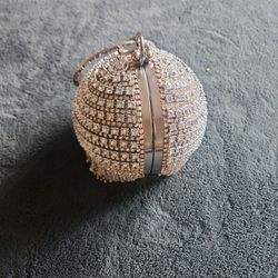 Ball Purse