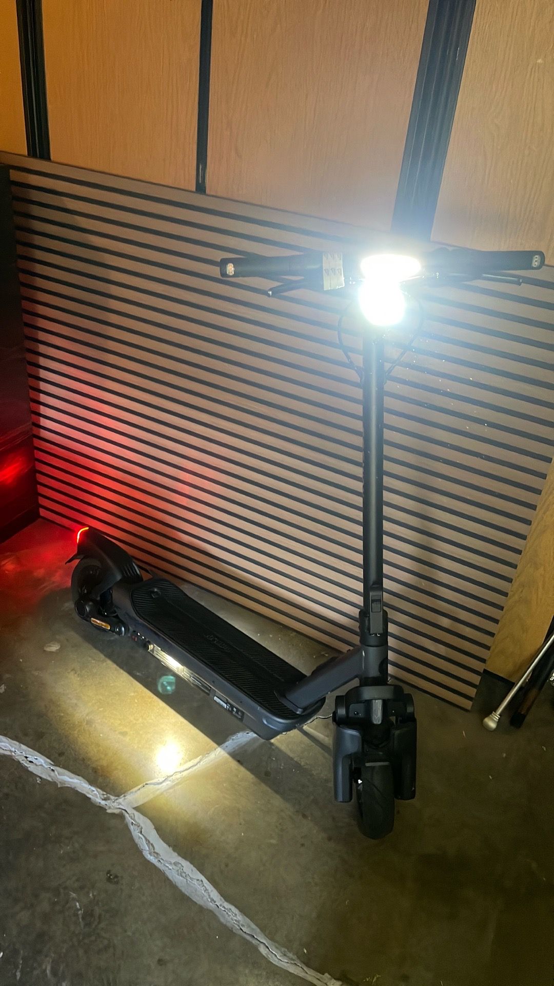 Electric scooter