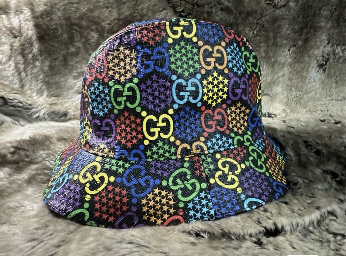 Gucci Unisex Rainbow GG Psychedelic Bucket Hat
