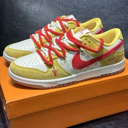 N.ike Dunk Low 12
