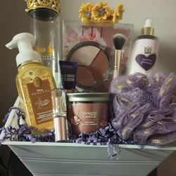 Vera Wang Bath And Body Works Princess Gift Basket 