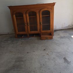 China Cabinet and kitchen Table 6 chair