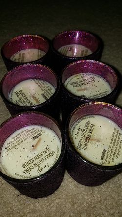 Set of 6 plum scented candles