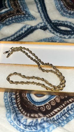 Fashion jewelry -not gold