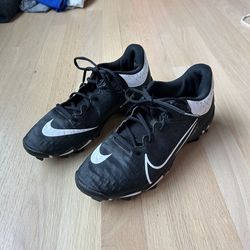 Molded Cleat’s Women’s  Size 8