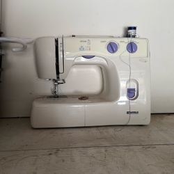 Sewing Machine 