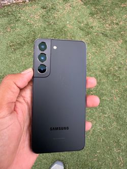 S a m s u n g- s 22 128GB unlocked
