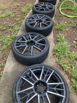 22” Black Crome Rims 