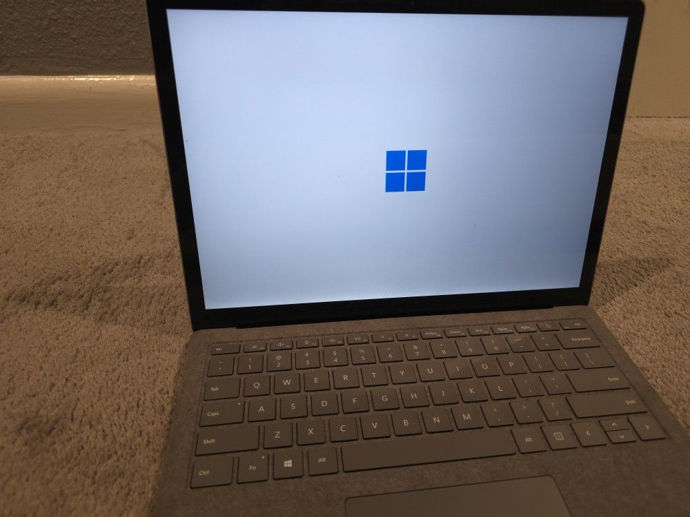 Microsoft Surface Laptop 4