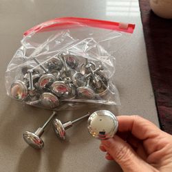 20 knob / pulls for drawer/cabinet