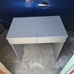 Small Vanity