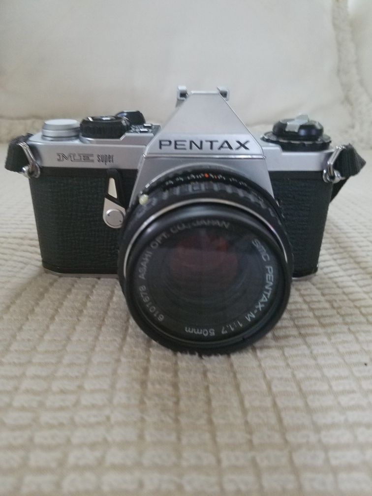 Pentax ME Super Camera
