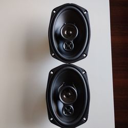 KENWOOD SPEAKERS 6X9 650 WATTS  $75 PRECIO FIRME
