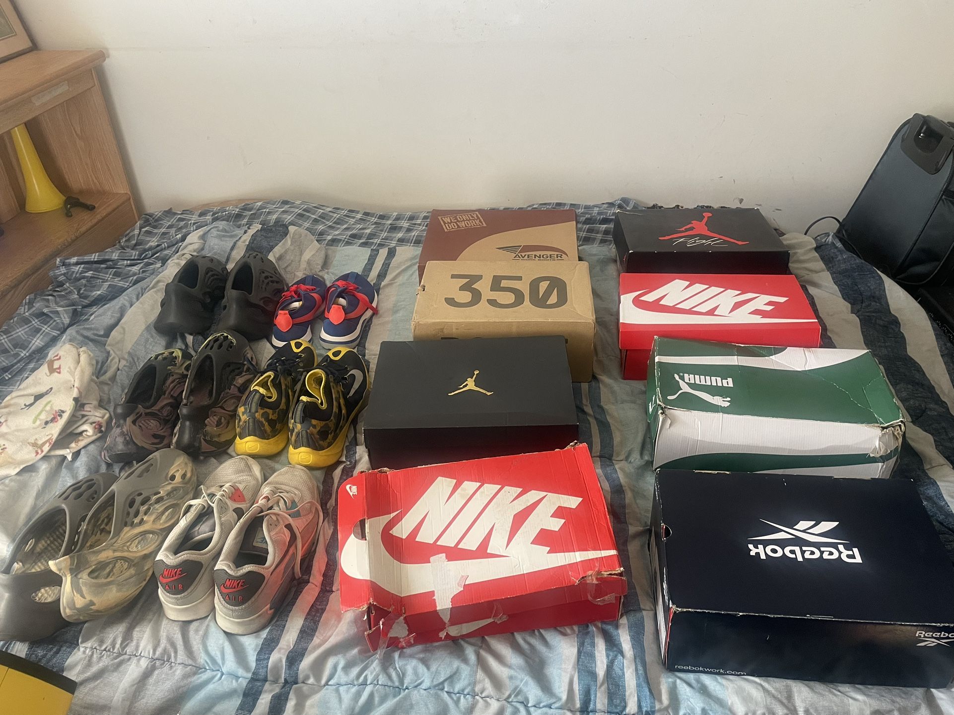 A WHOLE LOT OF SHOES (size 10-14)